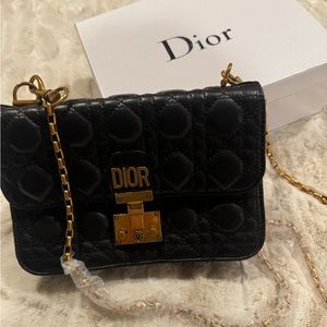 Bnwt black 100% leather bag